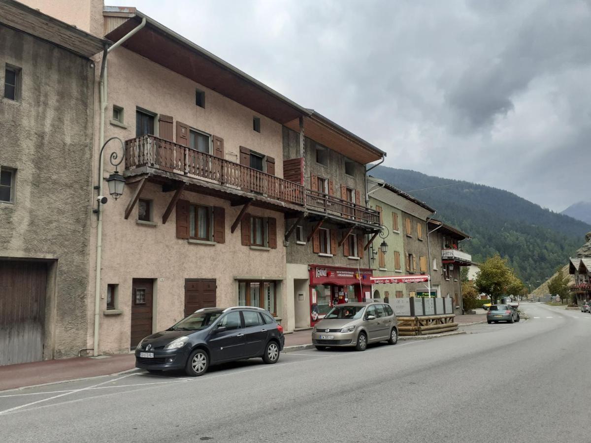 Appartement Chaleureux Avec Wifi De 10 Personnes A Val-Cenis 琴山朗勒堡 外观 照片
